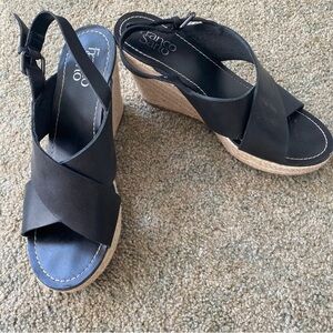 Franco Sarto Black Leather MOJO Wedge Thick Strap Sandals Size 9 Women’s